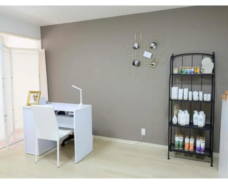 Selectsalon Lienの内観・外観1