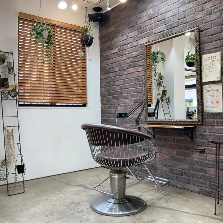 Chelsea    hair&time studioの内観・外観2