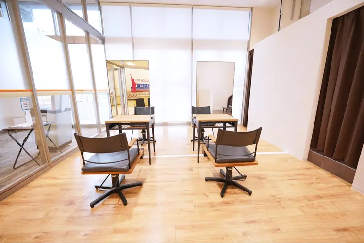 CUT HOUSE NEWYORK桂川店の内観・外観2