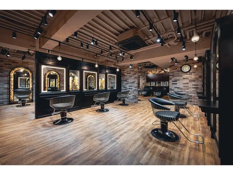 LUCIE立川店の内観・外観3