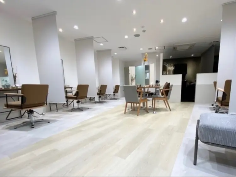 TLUUS梅田店の内観・外観2