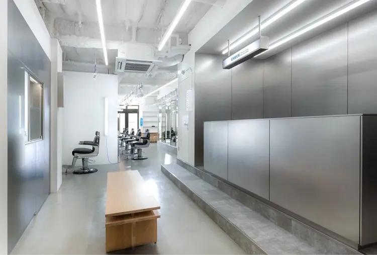 メンズパーマ特化サロンLond LOGANの内観・外観1