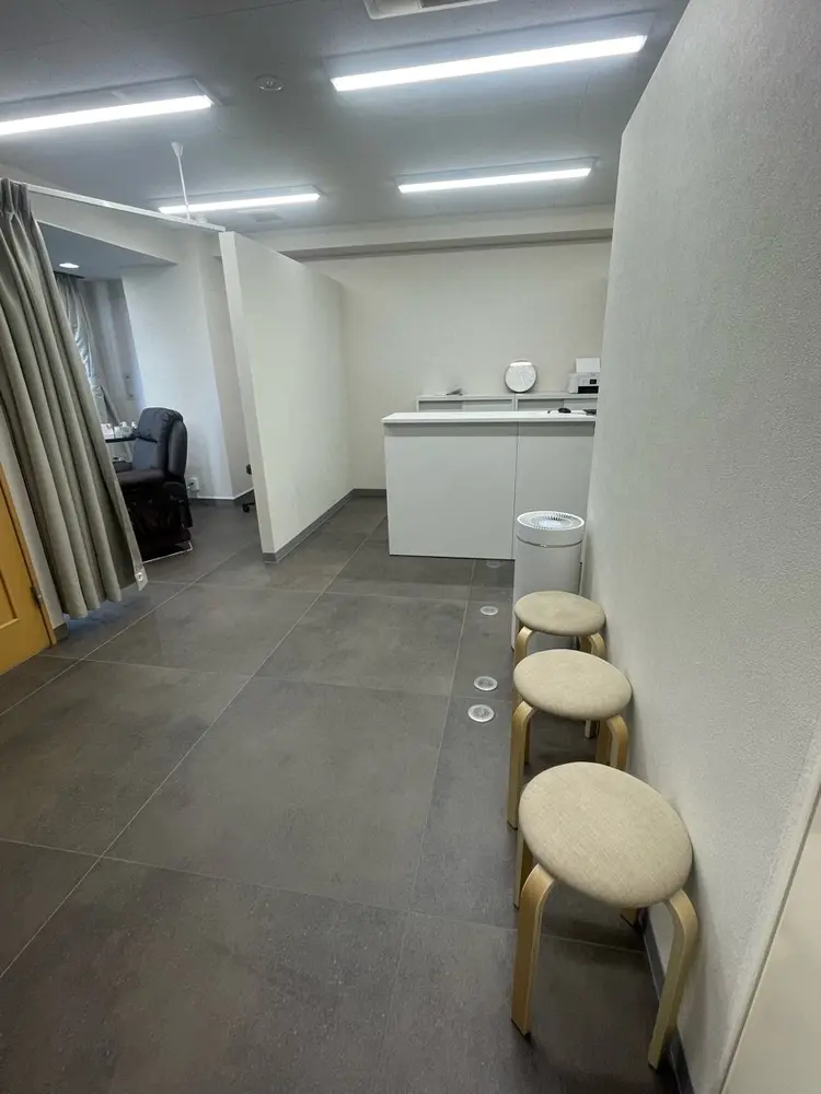 眉毛の王様　池袋東口店の内観・外観2