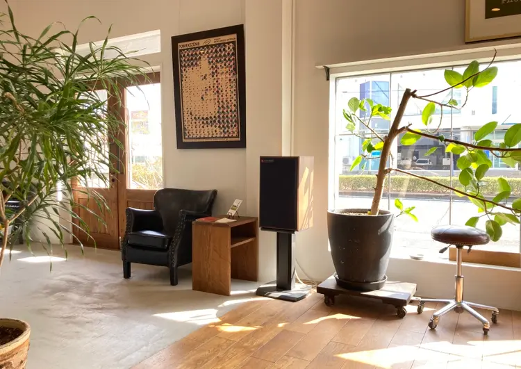 Nina by Babylone 佐鳴台店（ニナバイバビロン）の内観・外観3