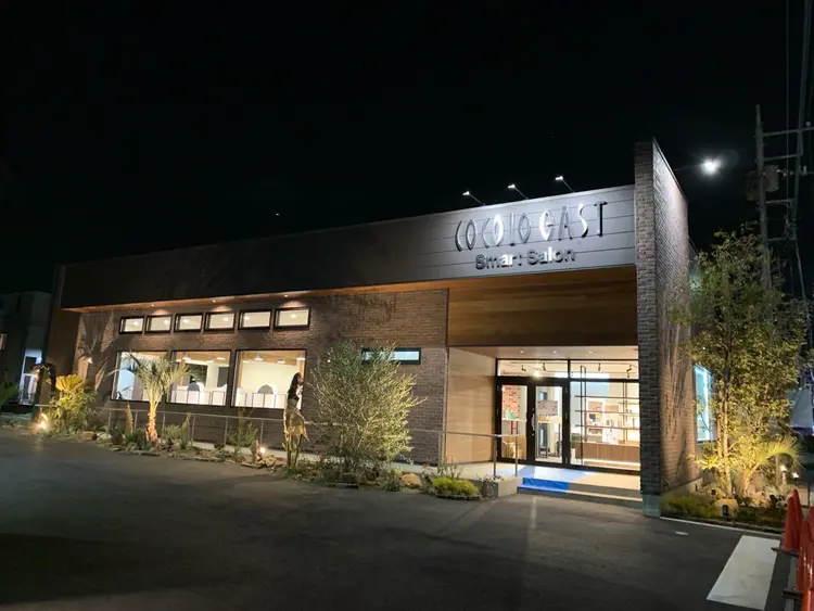 COCOLOeASTの内観・外観1