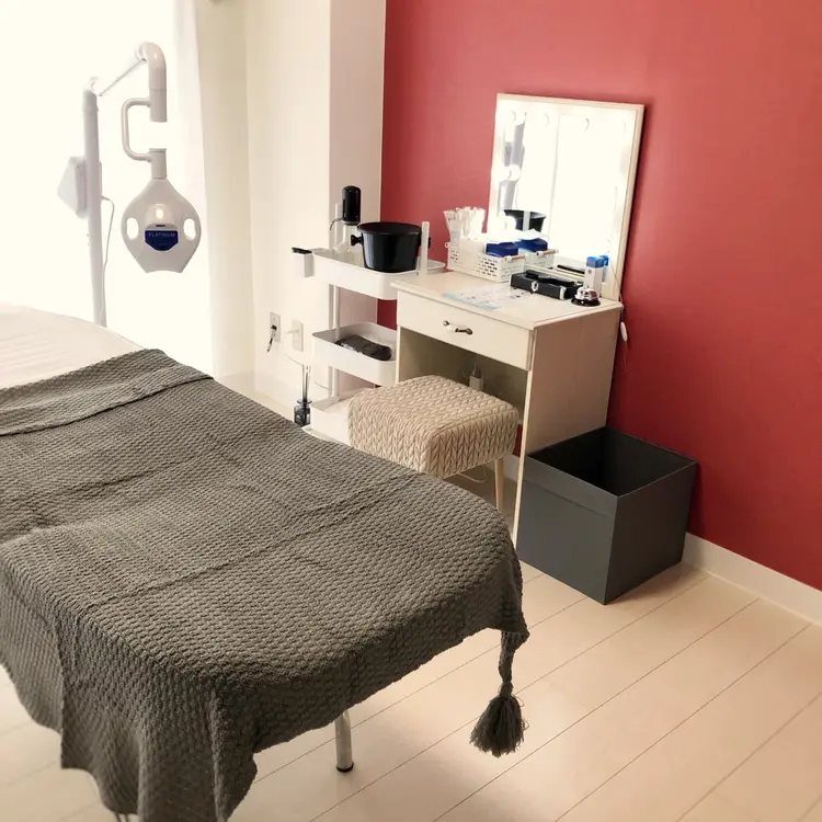 ホワイトニング｜韓国式3D毛穴洗浄 lonhana ﾛﾝﾊﾅの内観・外観1