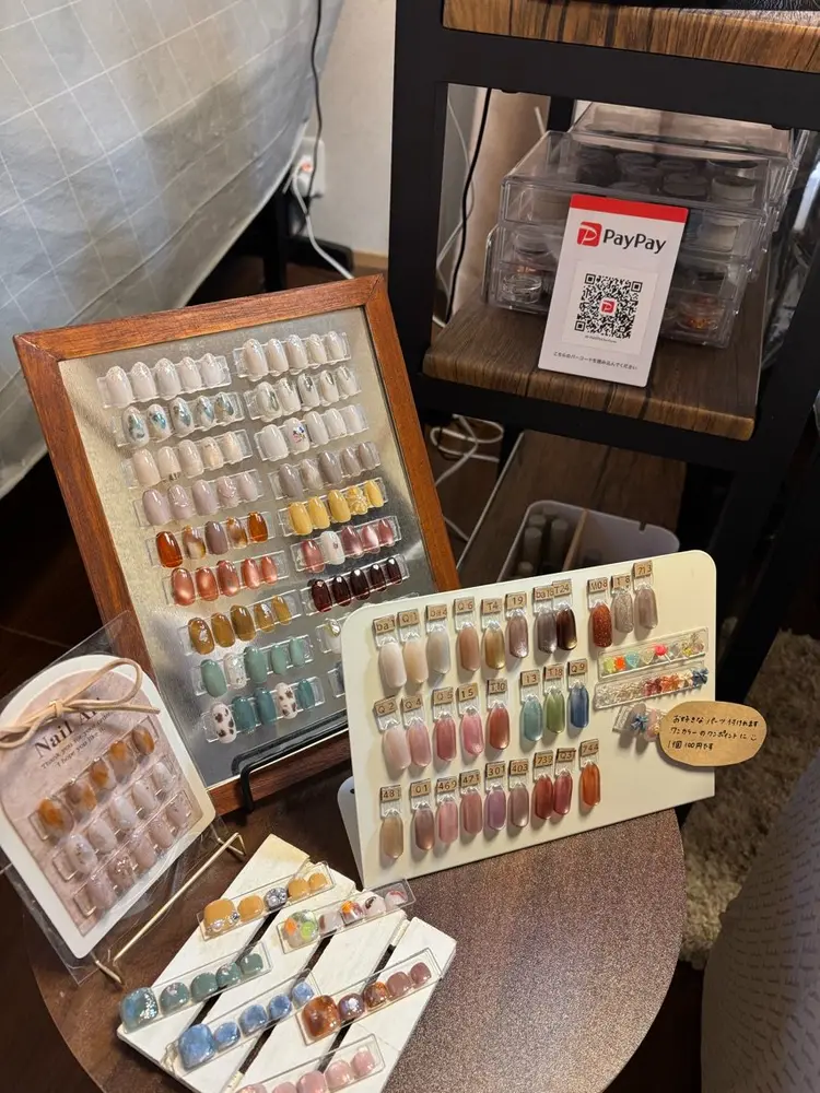 Hum.nailの内観・外観2