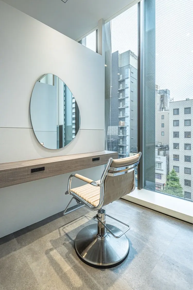 SALOWIN銀座CURA店の内観・外観2