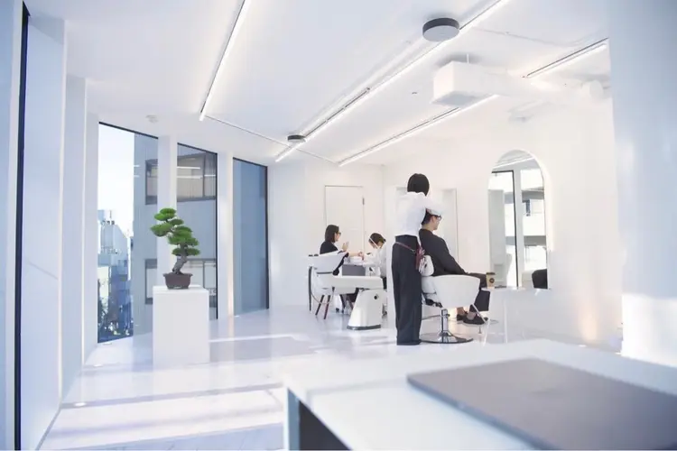 WHITELY     Shibuyaの内観・外観1