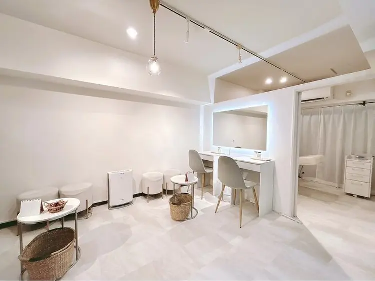 Eye Wishの内観・外観1