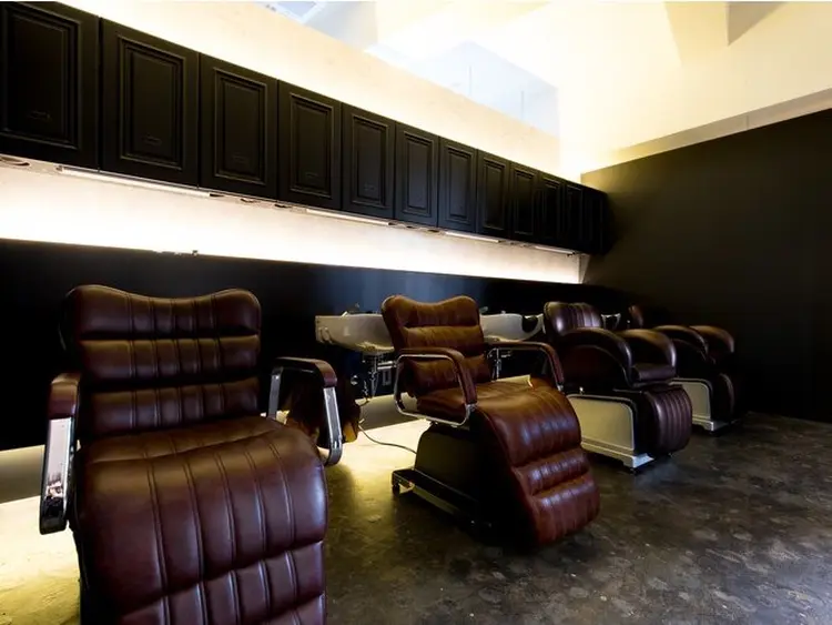 ナインの内観・外観2