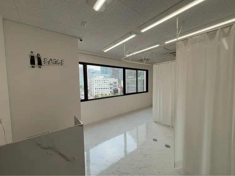 EAGLEの内観・外観1