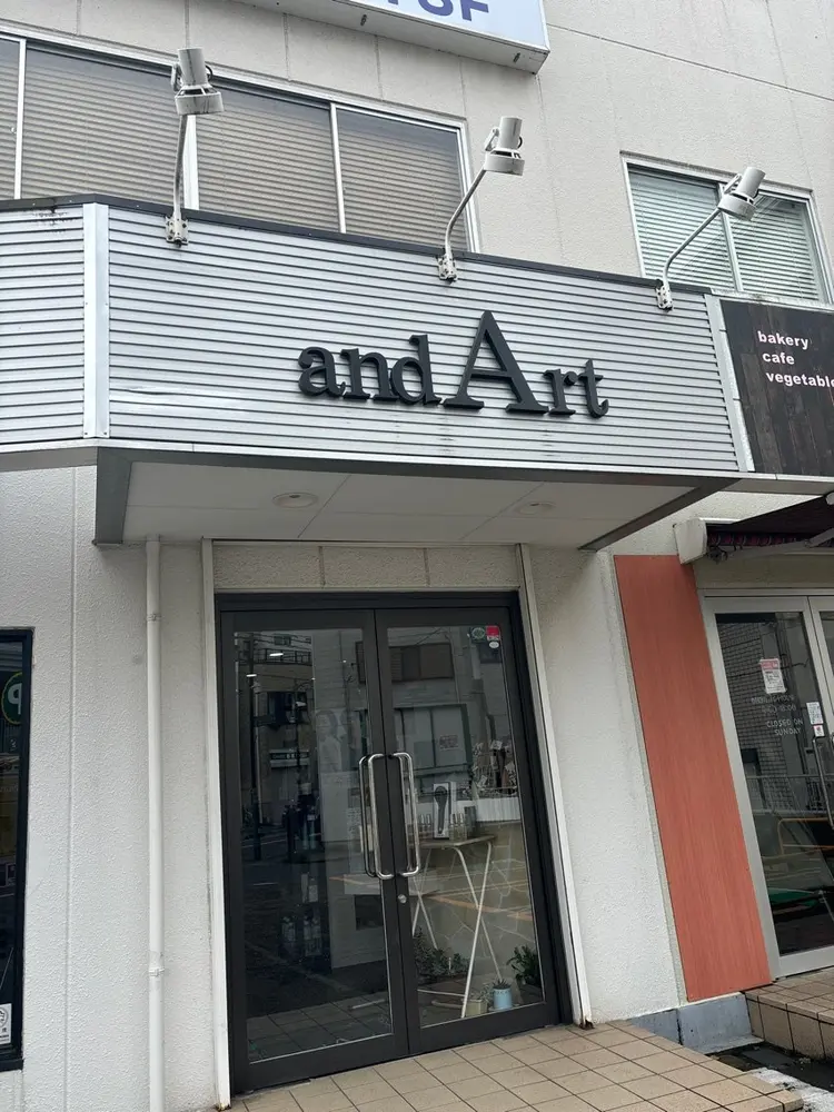 andArtの内観・外観1