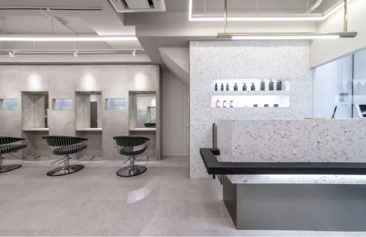 THREE ann.の内観・外観1