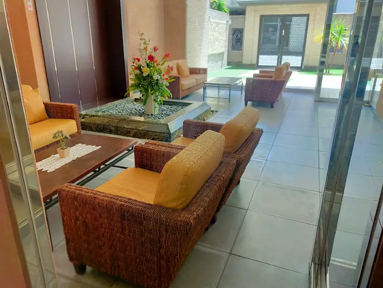 Lulu nail salon 南堀江店の内観・外観1