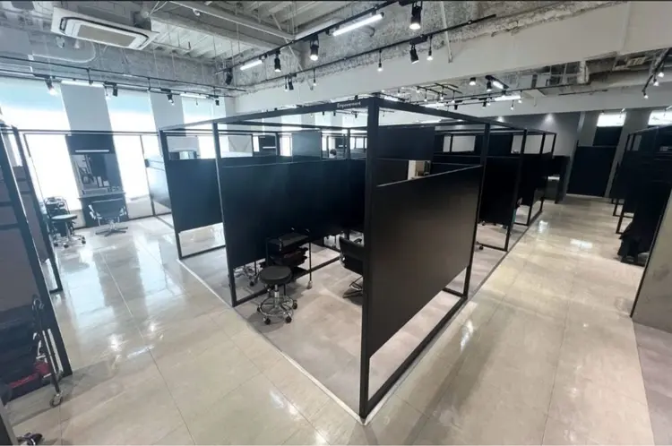 Go Today SHAiRe SALON 心斎橋edel店の内観・外観1