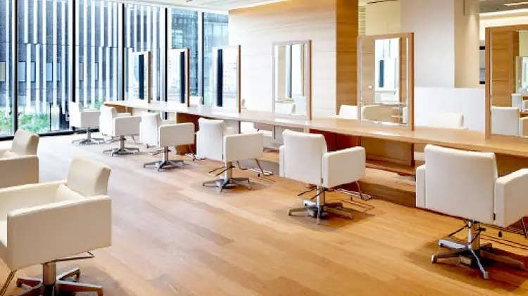 ホワイトハウス芦屋店の内観・外観3