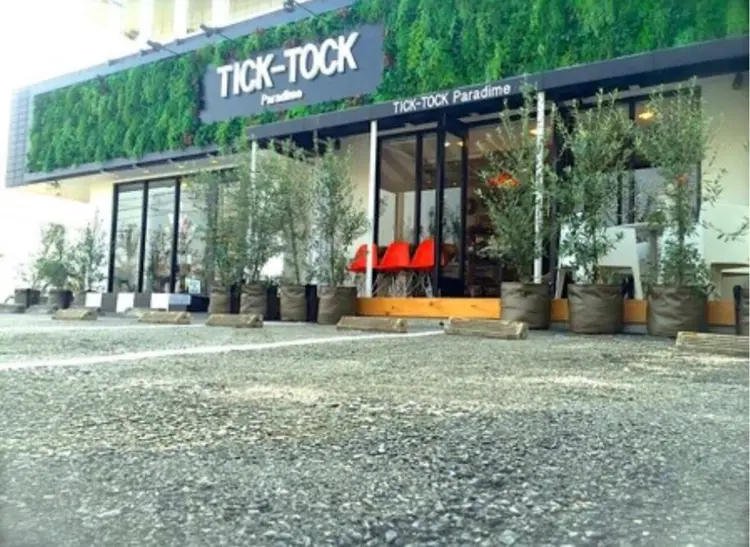 TICK-TOCK　Paradimeの内観・外観1