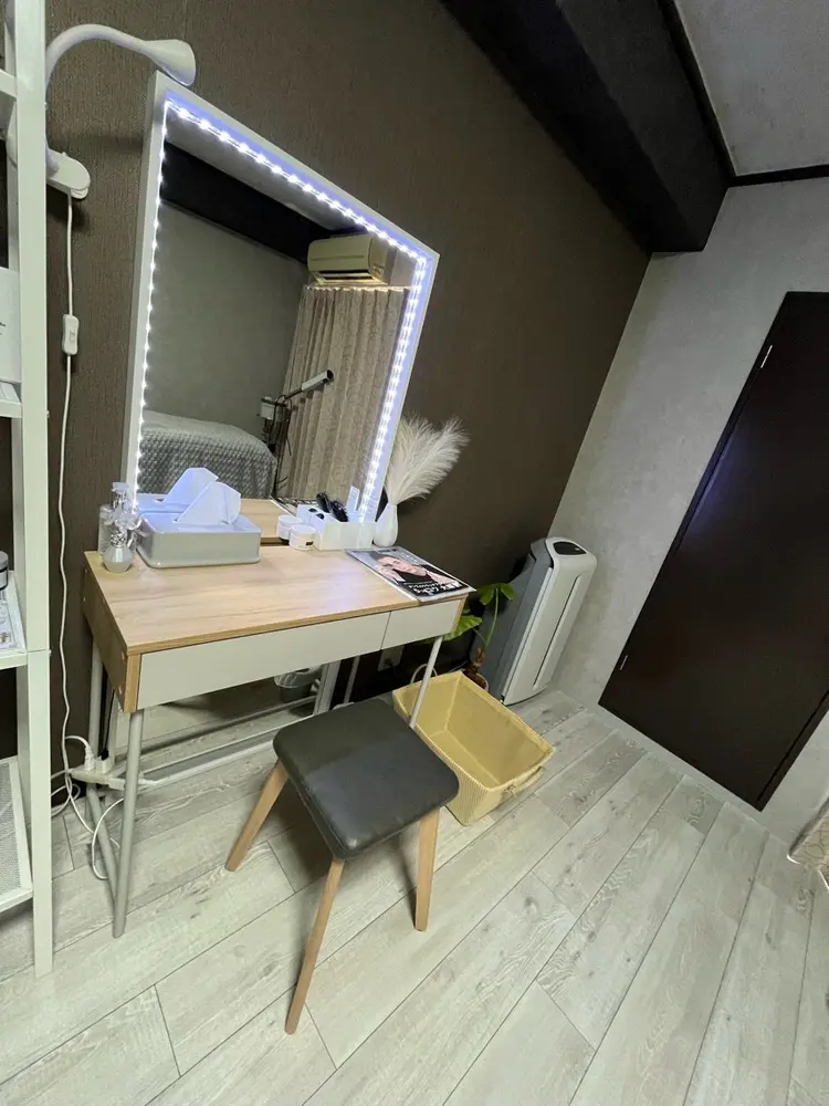 Ｂ&Hの内観・外観1