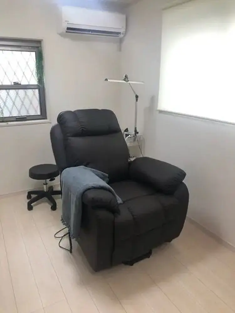 nail&eye yoursideの内観・外観1