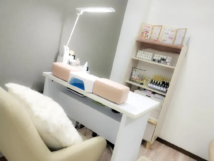 She by M【シーバイエム】パラジェル/ニュアンスネイルの内観・外観3