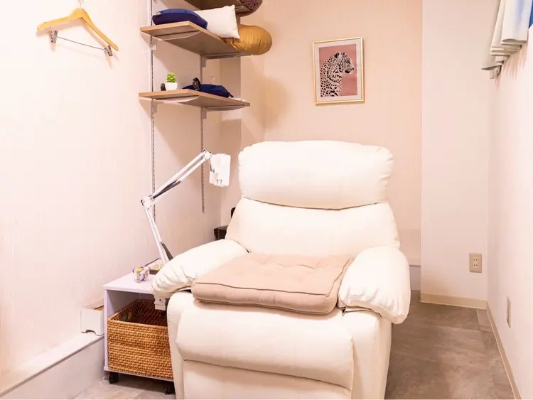 アイリッチ新宿本店の内観・外観2