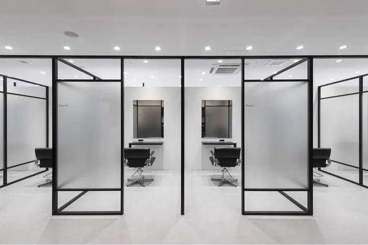 SALOWIN 名古屋の内観・外観1