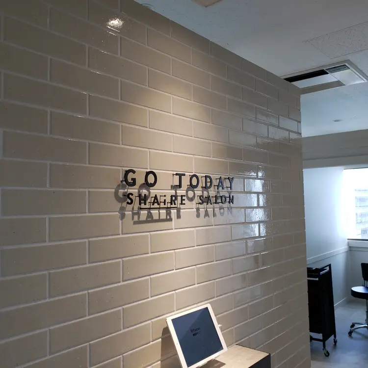 ASTAの内観・外観1