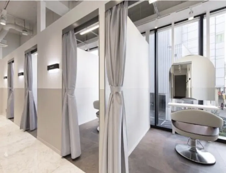 SALOWIN  千葉店の内観・外観2