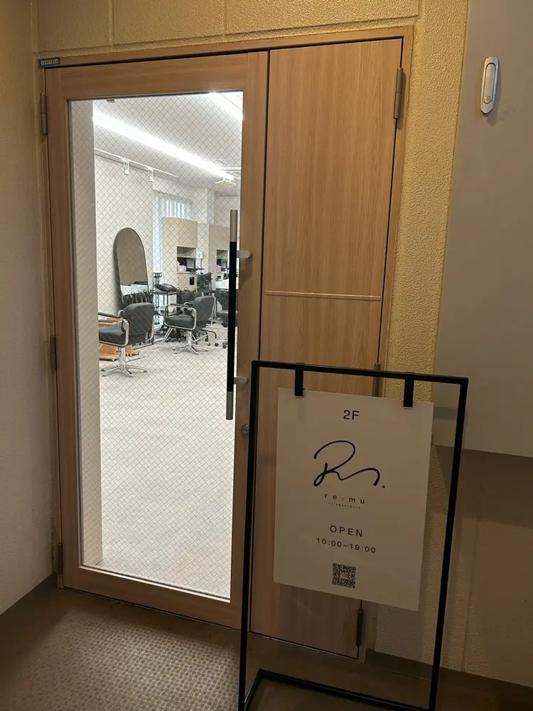 re:mu hair&headspaの内観・外観2