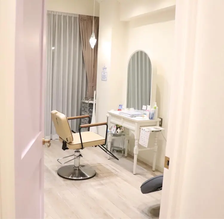 Pur hairの内観・外観1