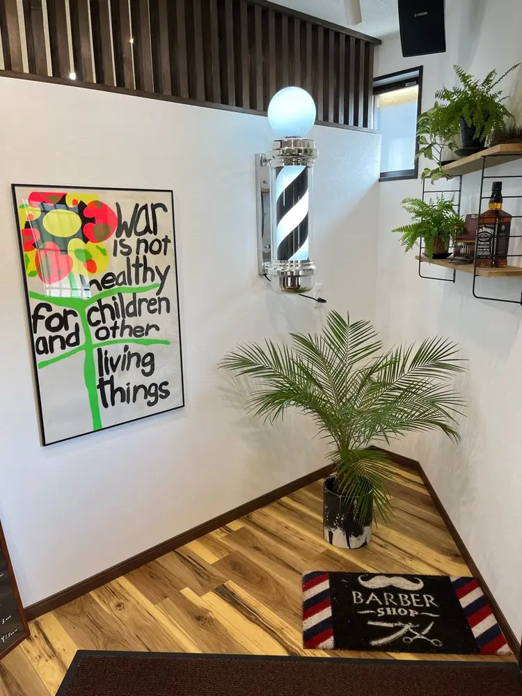 スーパーカットジョージの内観・外観1