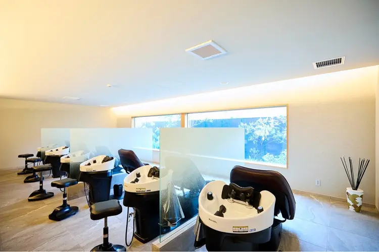 TOP HAIR TERRACEの内観・外観3