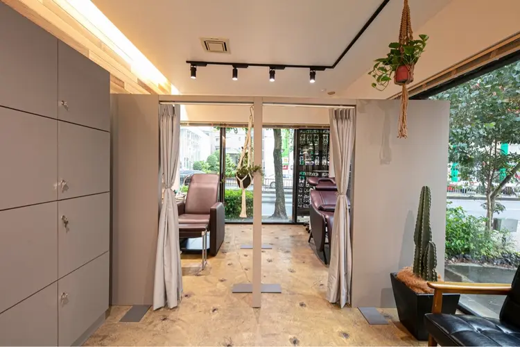 FLOWERS B.O.Dの内観・外観3