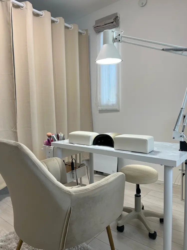 Luana nailの内観・外観2