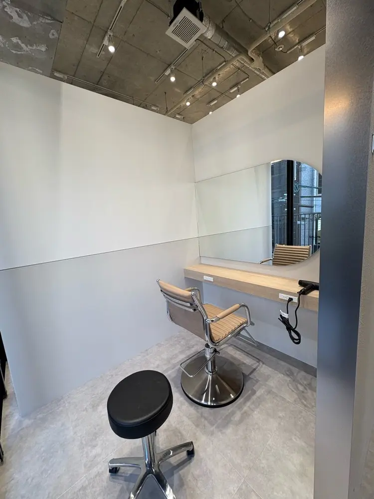 SALOWIN天神大名WEST店の内観・外観3