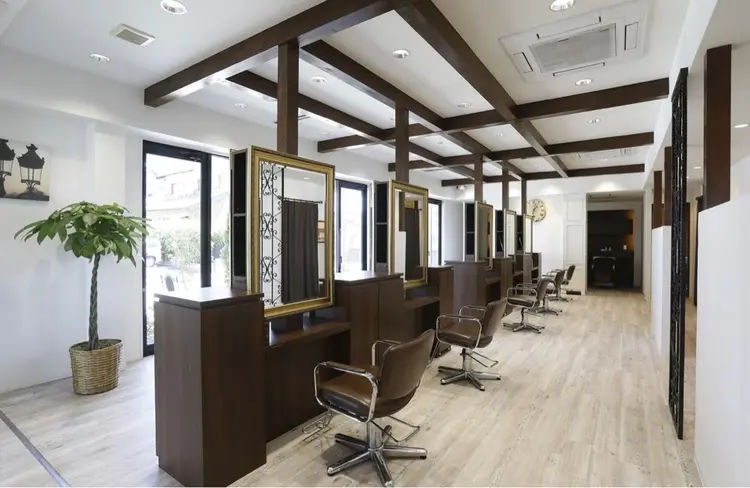 VOGUE 　　　　小牧店の内観・外観2