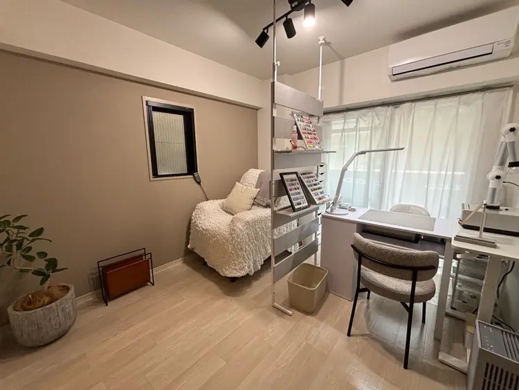 Kobe nailの内観・外観1