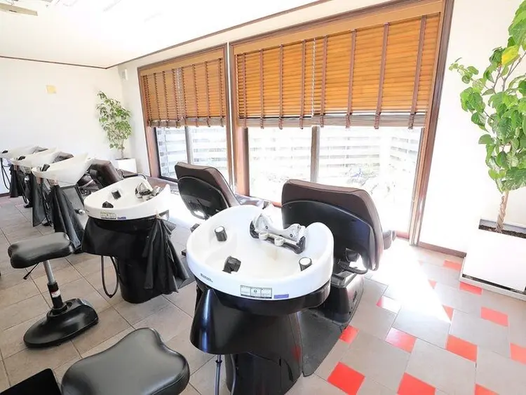 美容室 Luccica HAWAIIの内観・外観3