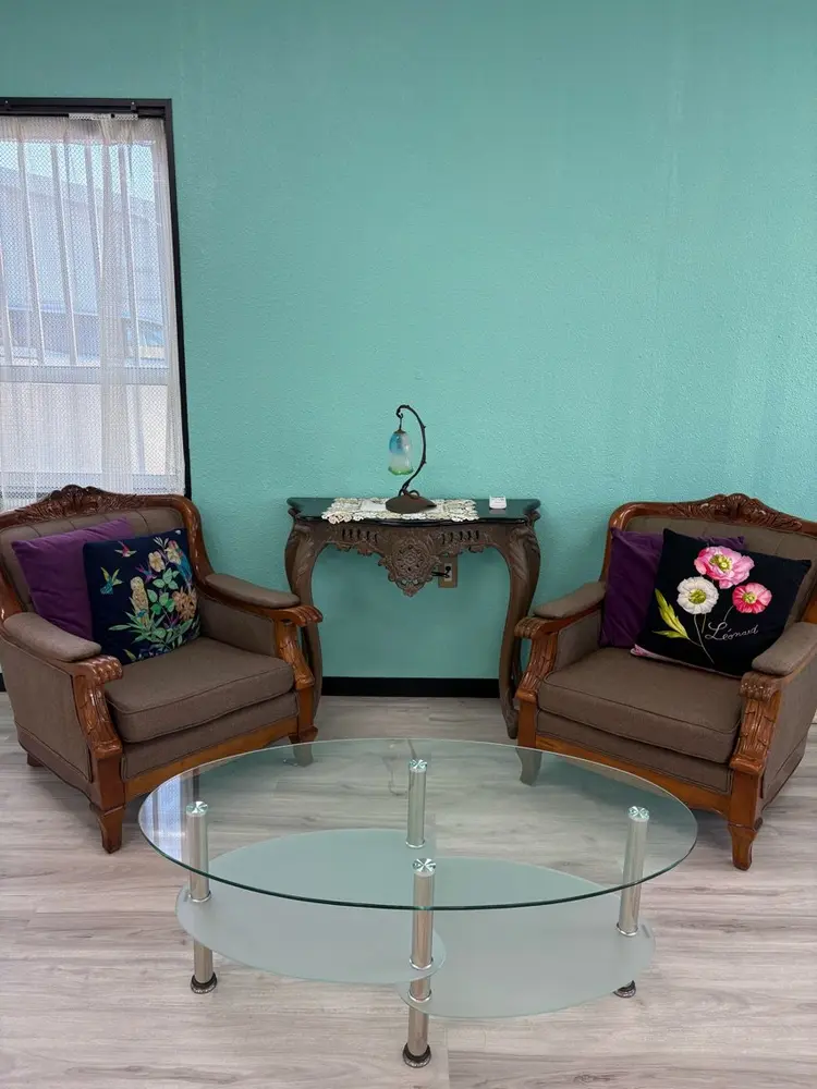 ホワイトニングサロンaileの内観・外観1