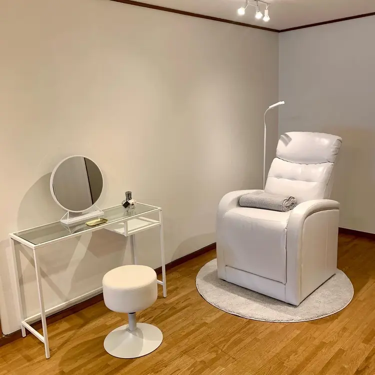 beauty  salon  Cheerの内観・外観2