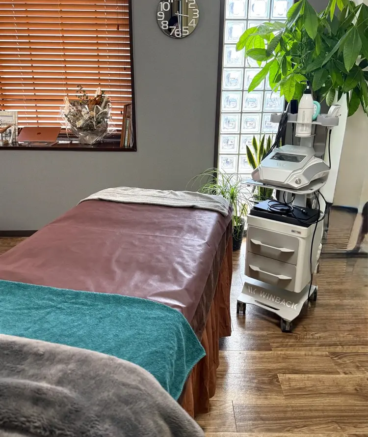 esthetic salon PLANTSの内観・外観2