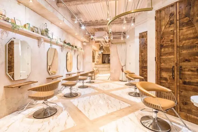 Lond damaskRoseの内観・外観1