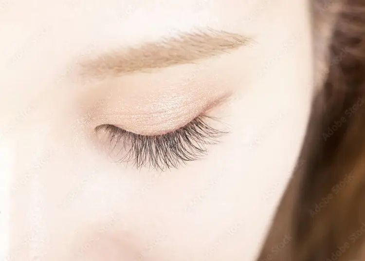 まつげ専門店　パーマ&マツエク　プレモダン鶴舞店の内観・外観2