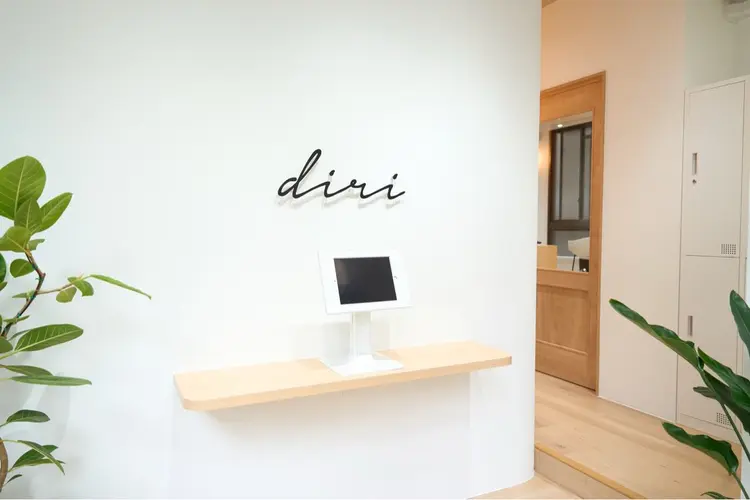 Still   meの内観・外観1