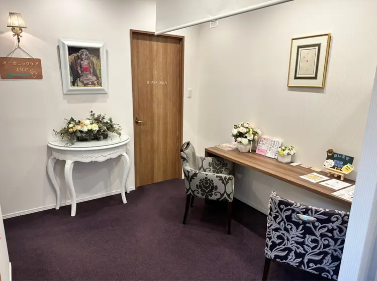 レディーバードクリニックの内観・外観2