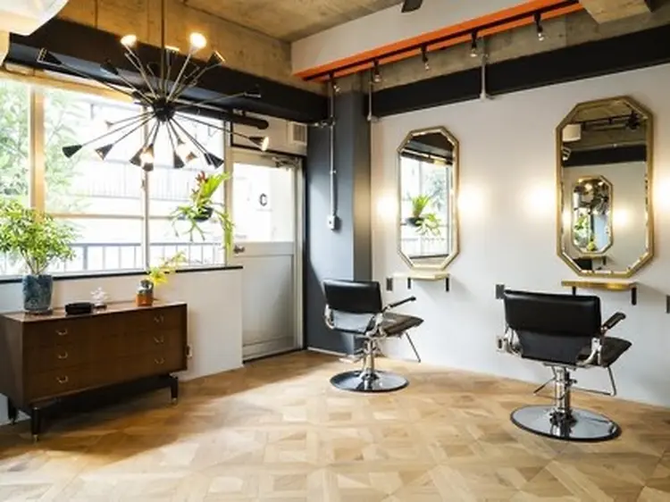 TO Cの内観・外観1