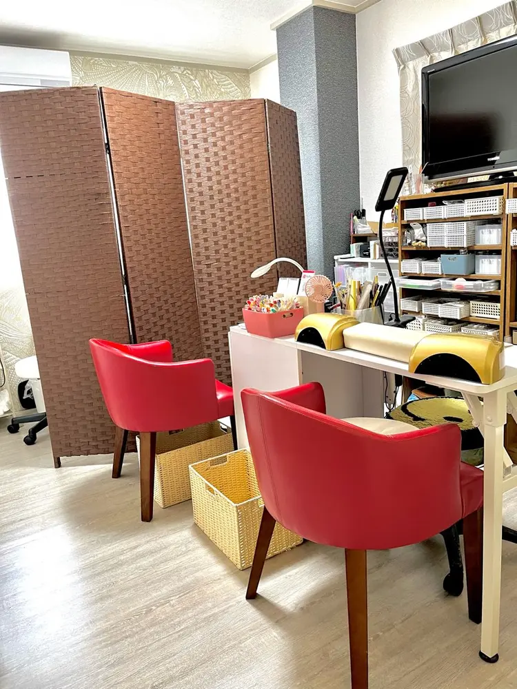 ネイル フフラの内観・外観1