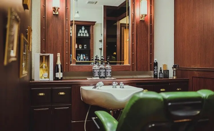 Bro Tokyoの内観・外観1