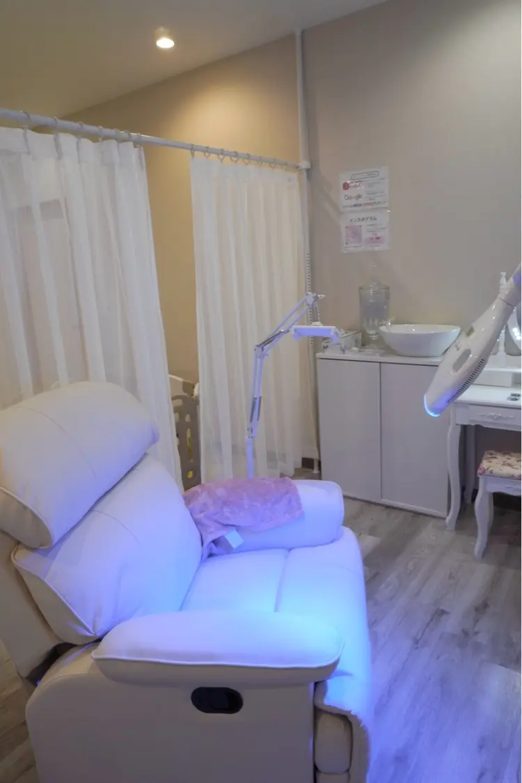 ホワイトニングショップ時津店の内観・外観3